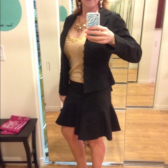 Elle Dresses & Skirts - ELLE Skater Peplum Skirt - 8 EUC scuba fabric